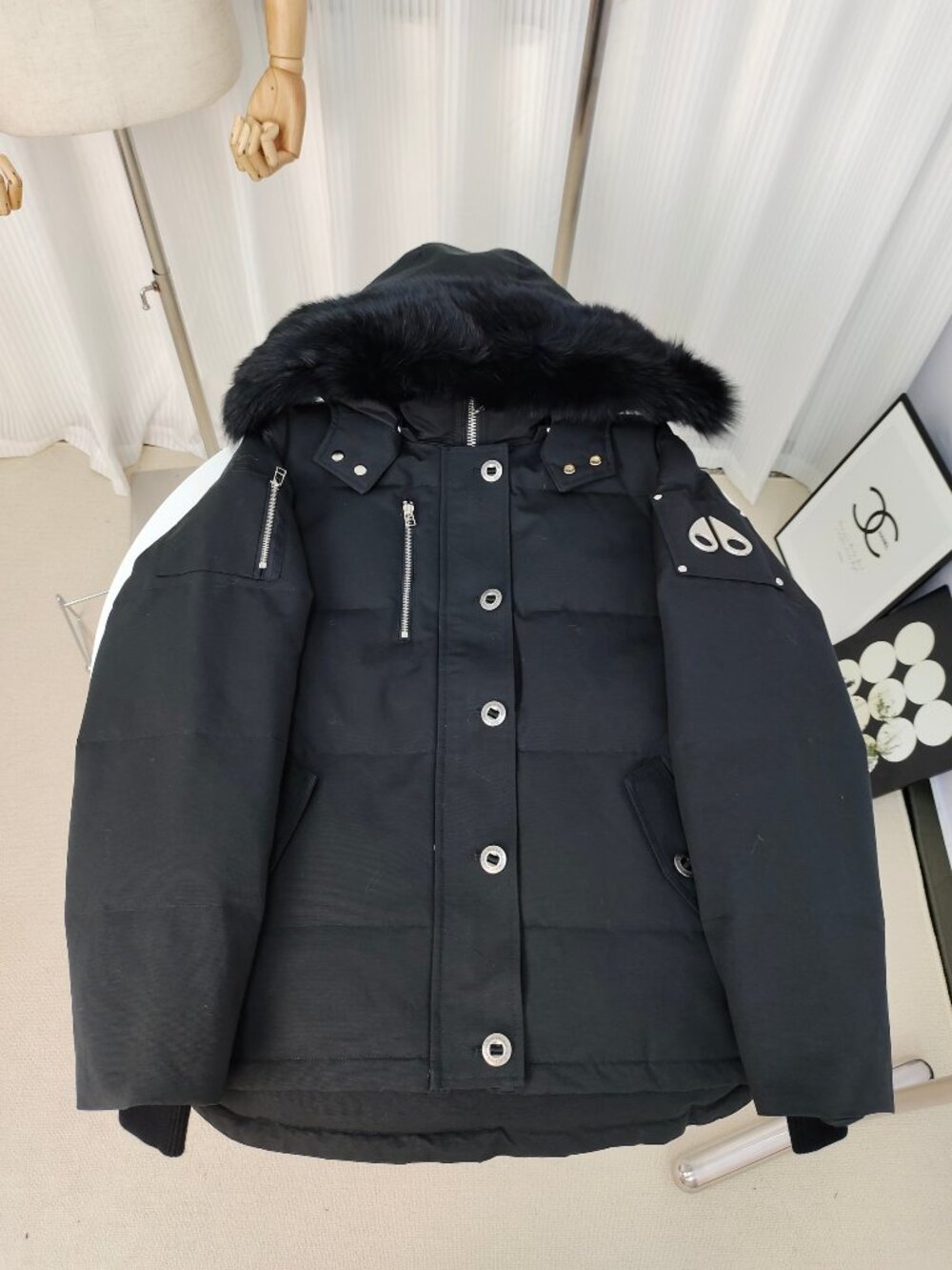 Moose Knuckles Black Short Parka